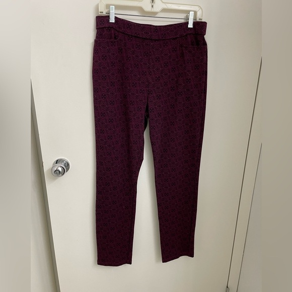 Susan Graver Pants - Printed slim leg stretch pants